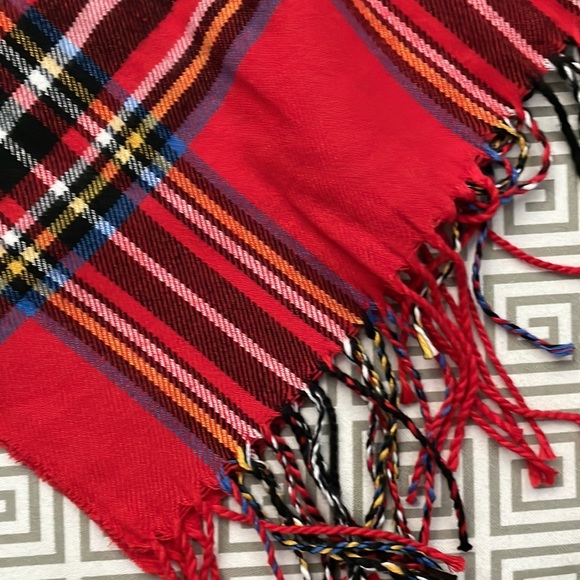 Plaid scarf - Picture 2 of 3